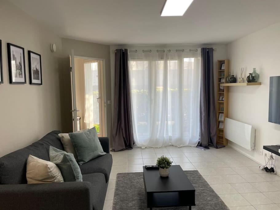 Appartement Cosy Proche Paris Le Bourget Bagian luar foto